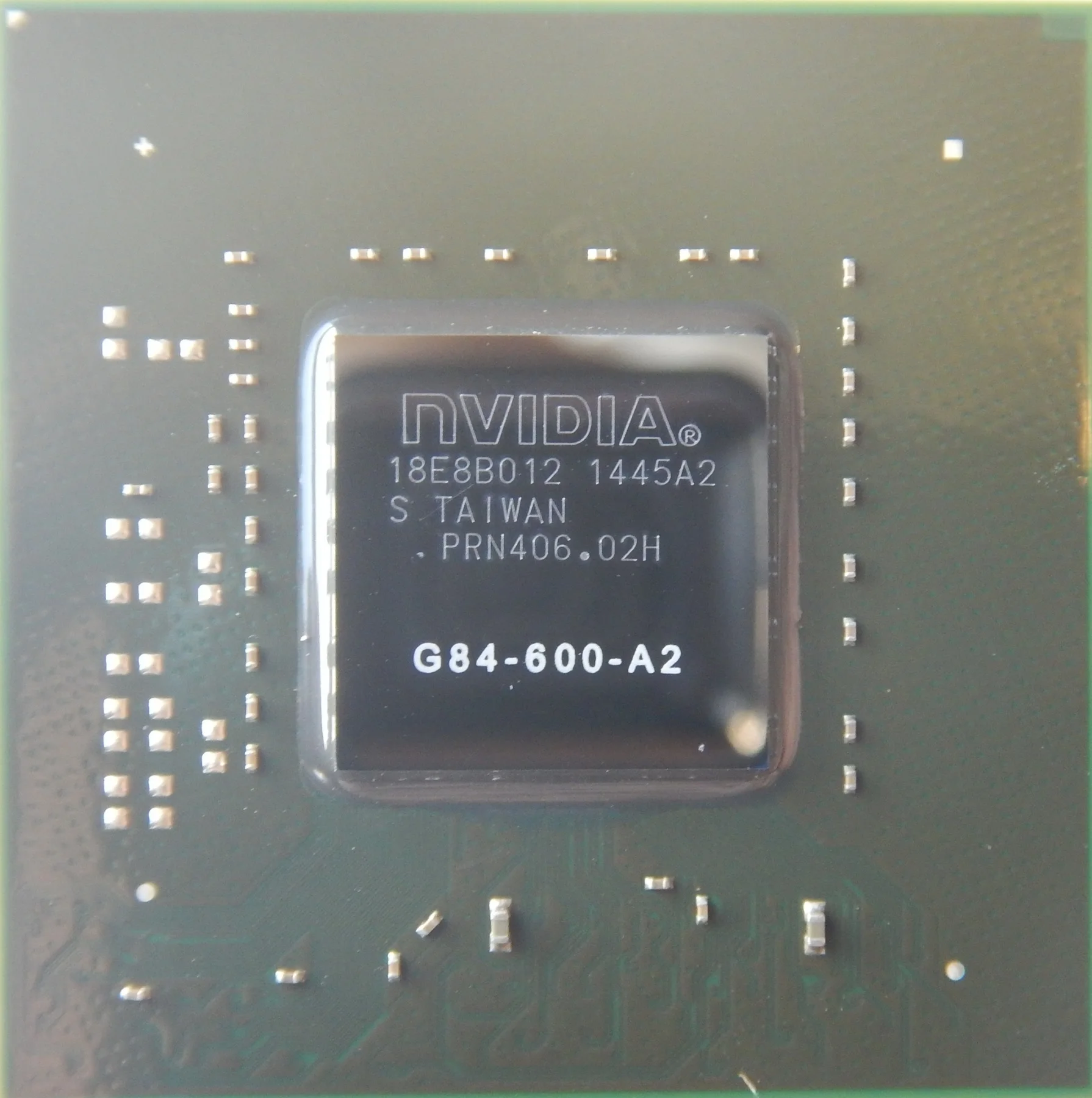 GeForce 8600M GT G84-600-A2 | Компьютеры и офис