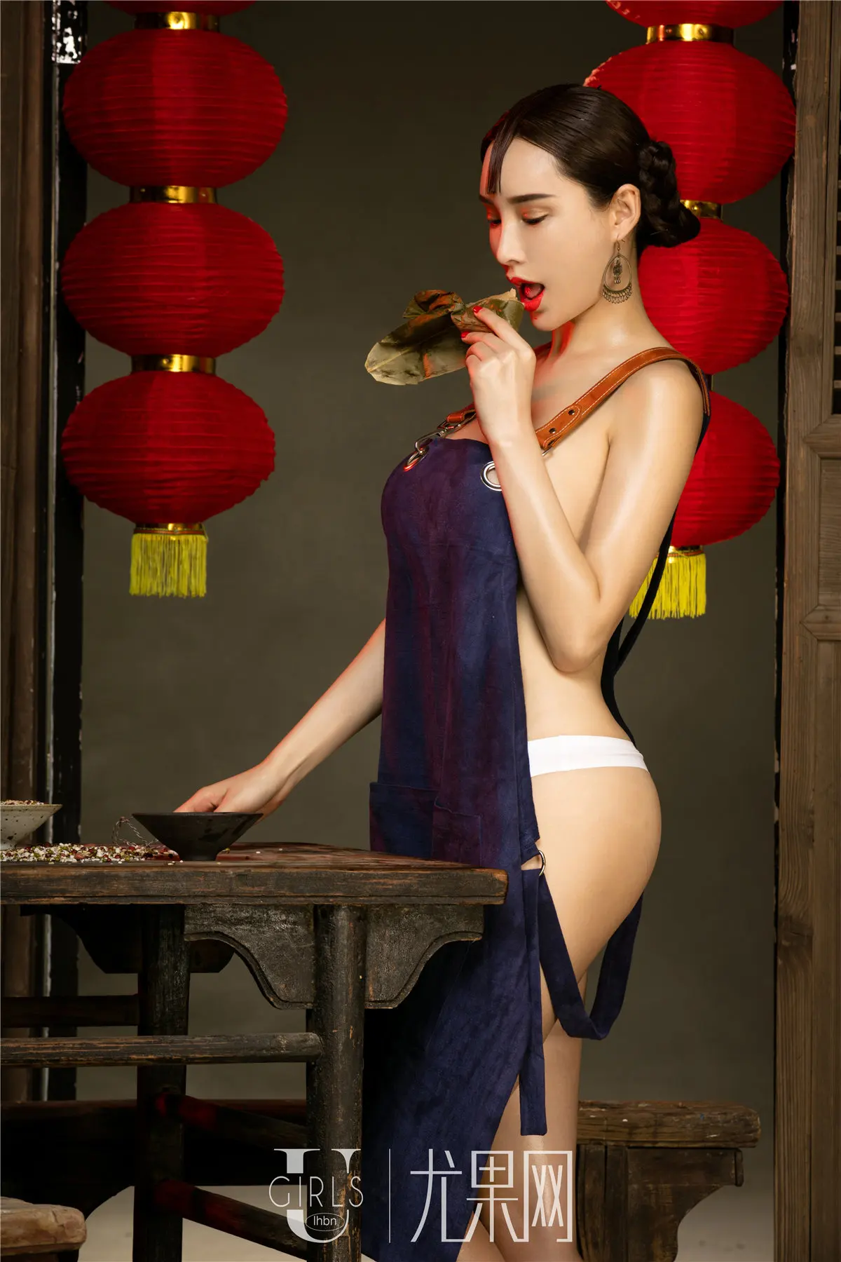 [Ugirls尤果网] U275 周妍希 - 何不放粽 福利写真