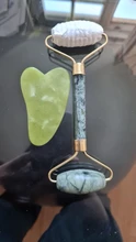 Rodillo de Jade para masaje Facial, masajeador verde de piedra Natural, levantamiento de cuello y cara, herramientas de cuidado de la piel, 2 uds.
