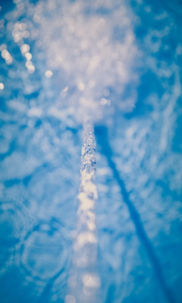 水晶 《水晶》封面图片