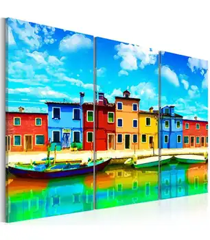 

Picture-sunny morning in Venice