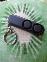 LLavero de seguridad Personal de 130dB para mujer, dispositivo de autodefensa, con altavoces duales, alarma de Panic, colgante de bolsa portátil