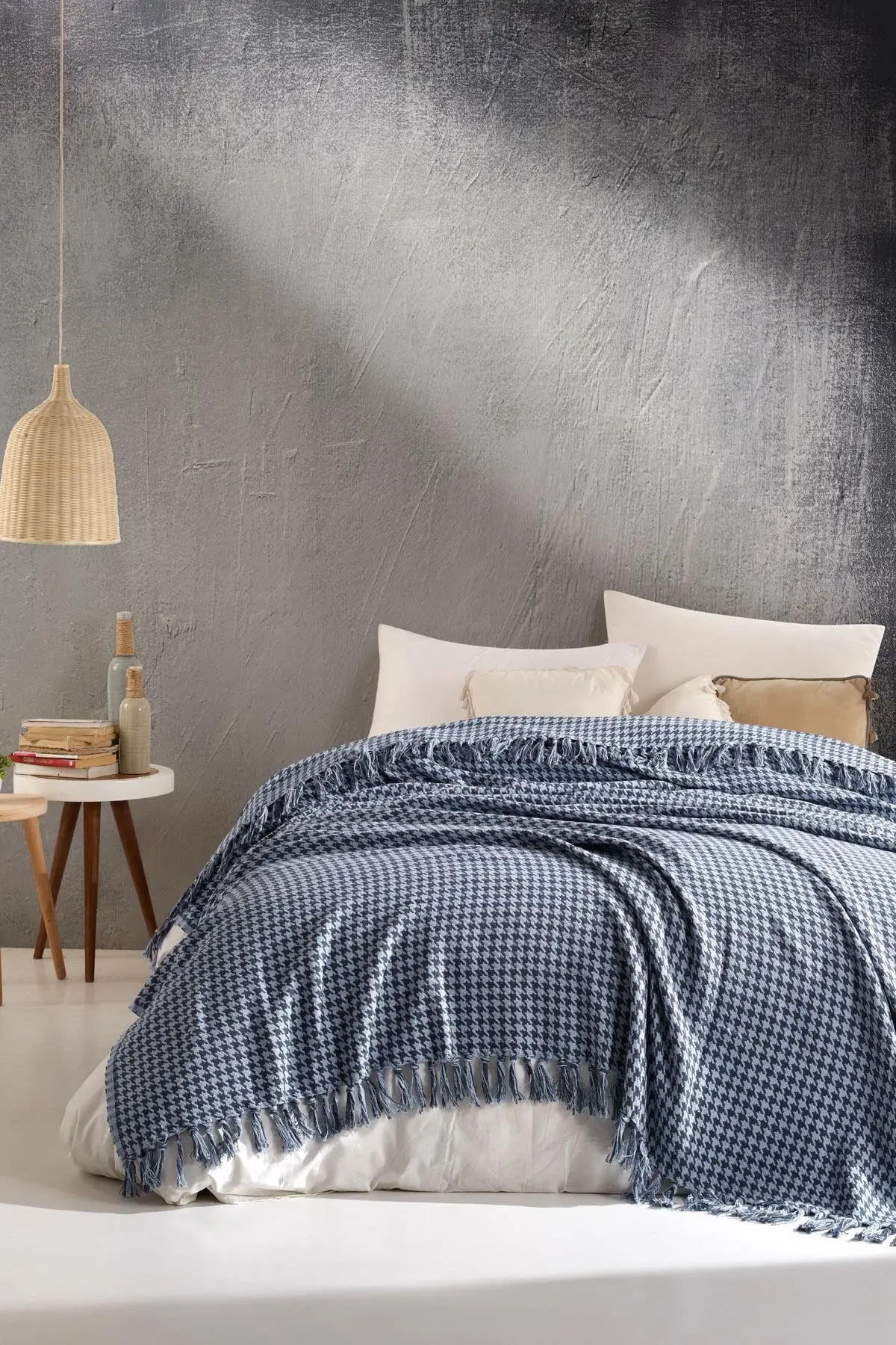 

100 Cotton Double Bed Cover | Artemis