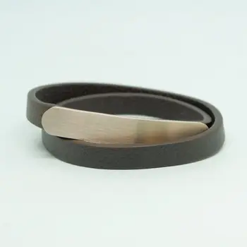 

Leather bracelet otokodesign 53171 (black, buttons, genuine leather)