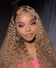 Color rubio rizado 13X4 frente de encaje pelucas de cabello humano Pre arrancado 180% brasileño encaje Frontal pelucas de cabello Remy rizado para las mujeres