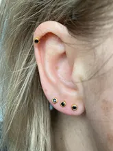 Mini pendientes de tuerca de Color dorado para mujer y niña, aretes de cristal negro, Plata de Ley 925 2019, aretes de circón pequeño bonitos H40