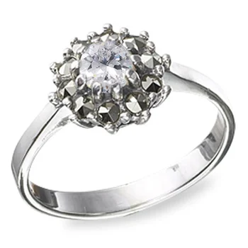 

Yuk marcasite ring with marcasite and cubic zirconia