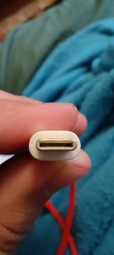Отзыв о товаре Оригинальный адаптер питания Oneplus Warp Charge 65 Вт, быстрое зарядное устройство стандарта ЕС и США 65 Вт, кабель Type C-Type C One Plus 9 pro 9R 8T 8 nord n100 от пользователя B***r