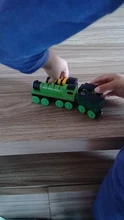 Trenes de madera magnéticos para niños, modelo de tren de madera de thomas para bebés, juguetes de construcción de thomas