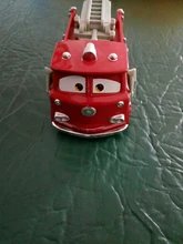 Disney Pixar-juguetes de Cars para niños, coche de rescate de fuego dorado, Rayo McQueen, Jackson Storm, de aleación de Metal fundido a presión, regalo de cumpleaños