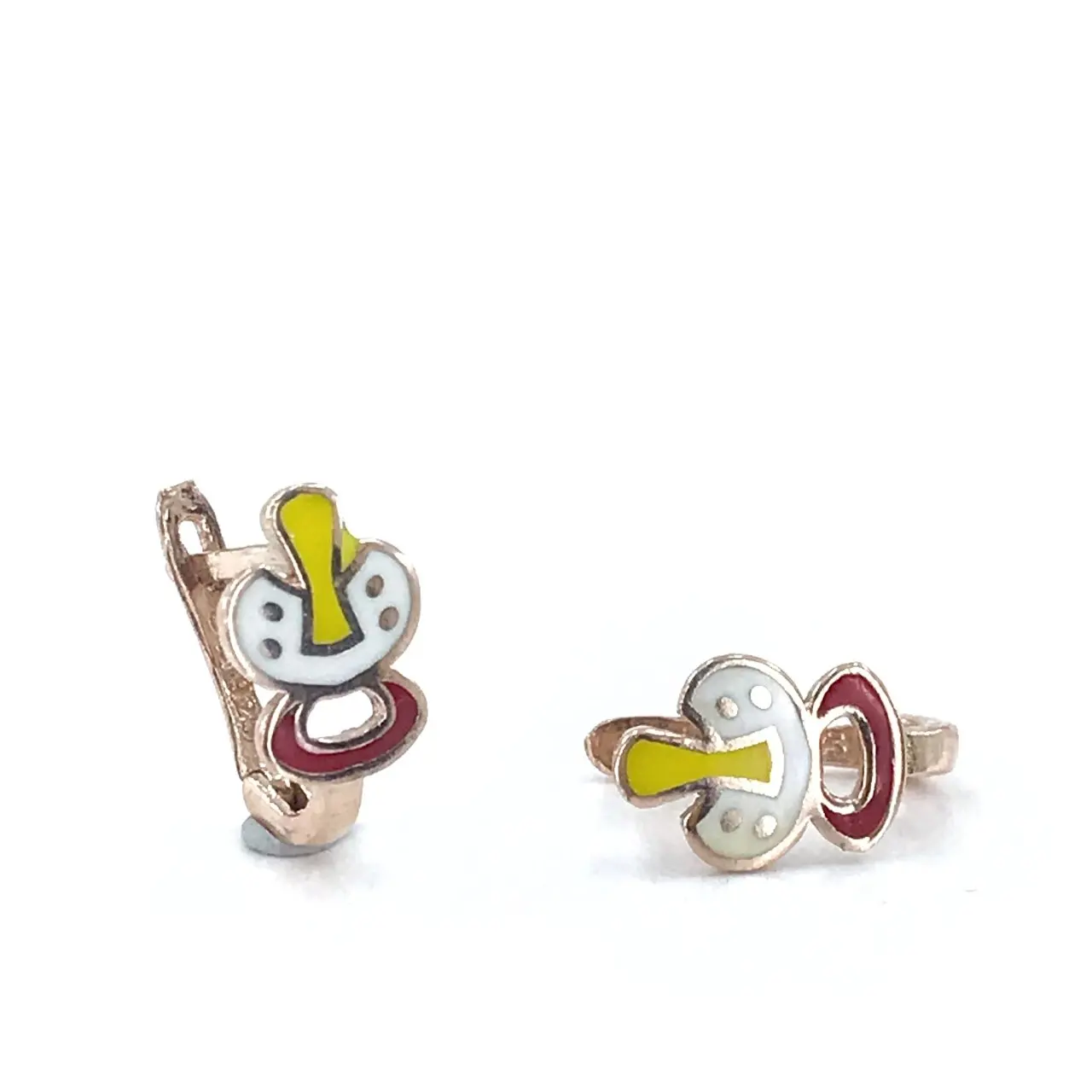 

Spout Gold Model Child Tag Earrings