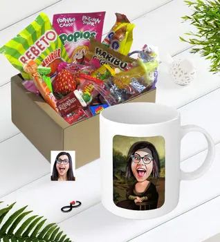

Personalized Mona Lisa Caricature Of Nostalgic Lezzetler Mug set
