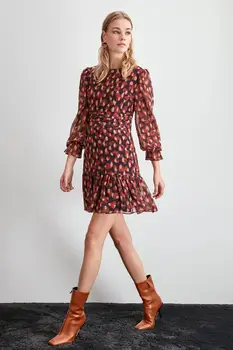 

Trendyol Waist Detail Dress TWOAW20EL1890