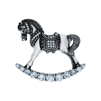 

Silver brooch with cubic zirconia sunlight sample 925