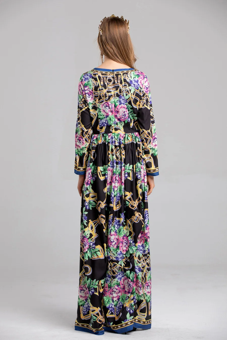 9493081216_119271691