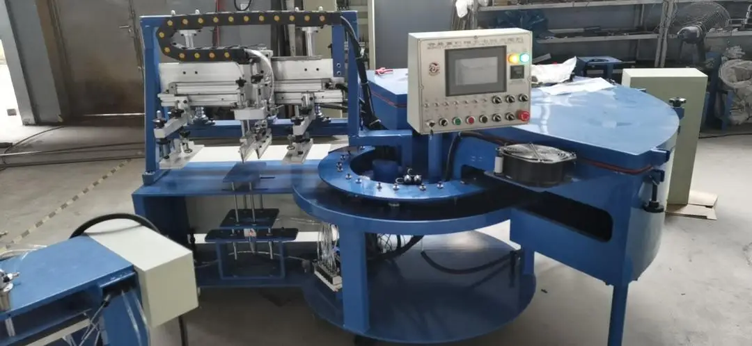 Рисунок 4 - Для носков используется 12 кормушек