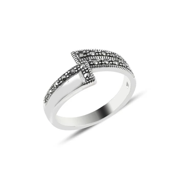 

Silver 925 Sterling Marcasite Ring