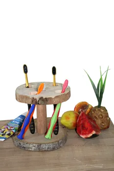 

Qtük Natural Outdoor Brush Holder