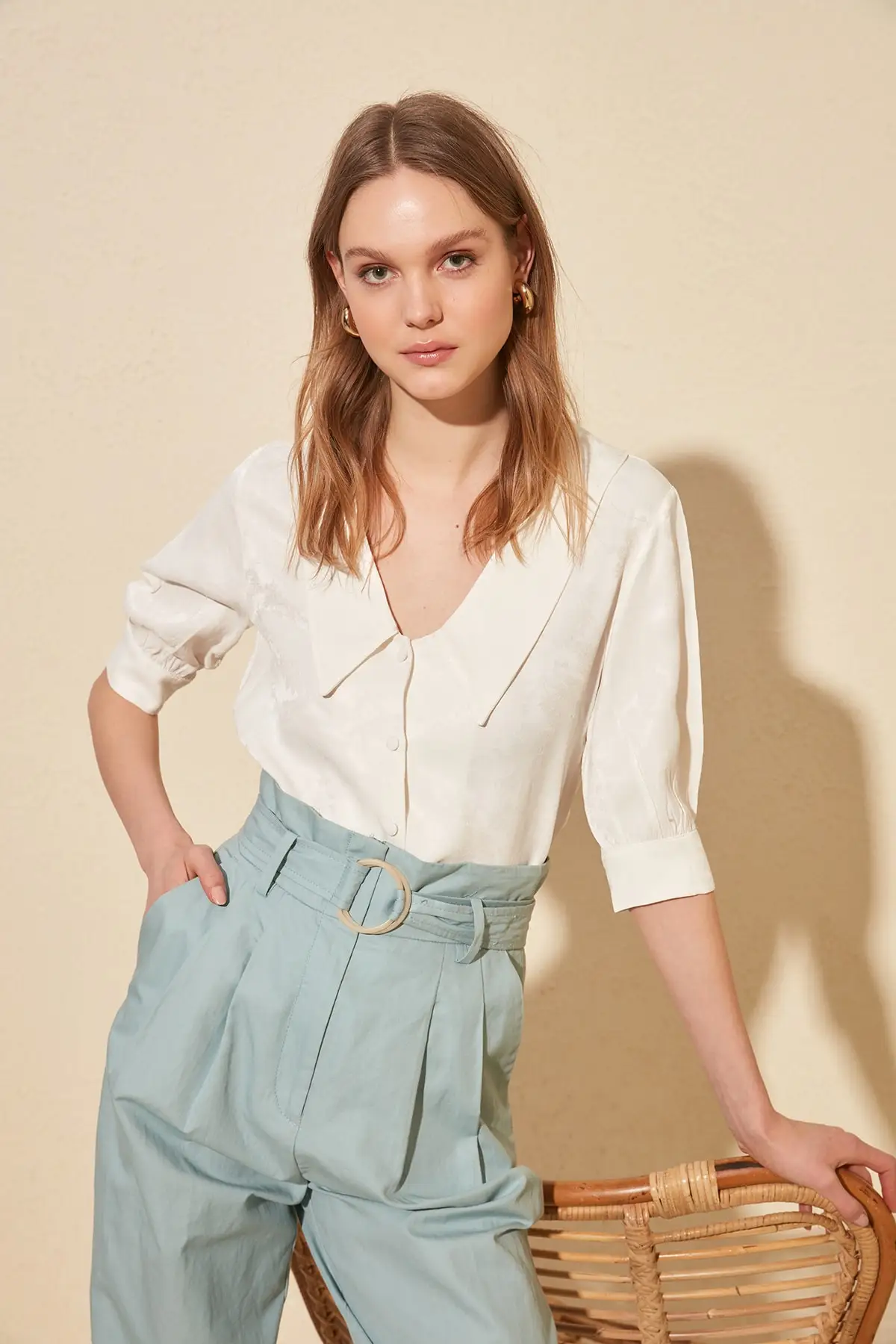 

Trendyol Collar Detailed Shirt TWOSS20GO0229