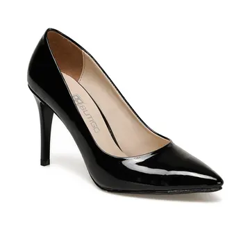 

FLO ROAN Red Women Gova Shoes BUTIGO