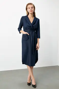 

Trendyol Belted Double Breasted Collar Dress TWOAW21EL0053