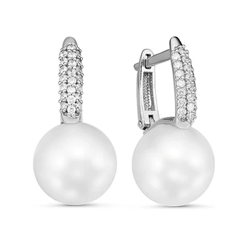 

Silver earrings with pearls imitated and cubic zirconia