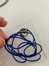 Pulsera con inicial de cuerda roja para hombre y mujer, brazalete hecho a mano con letras de acero, 26 letras