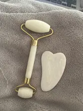 Rodillo de Jade para masaje Facial, rodillo de Jade verde y rosa, piedra Natural, herramientas para el rostro, mentón, cuello, belleza, cuidado de la piel