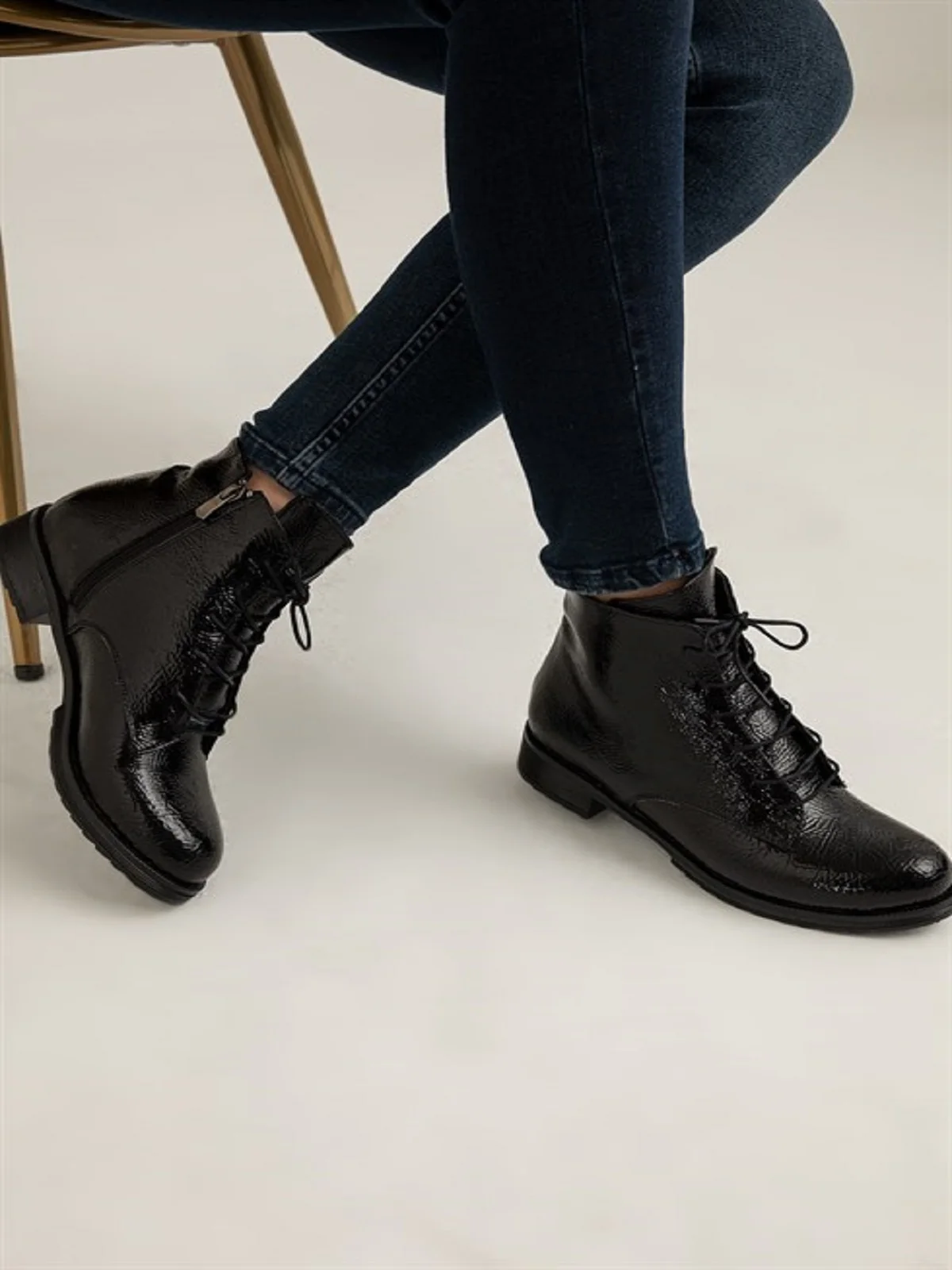 winter stylish shoes