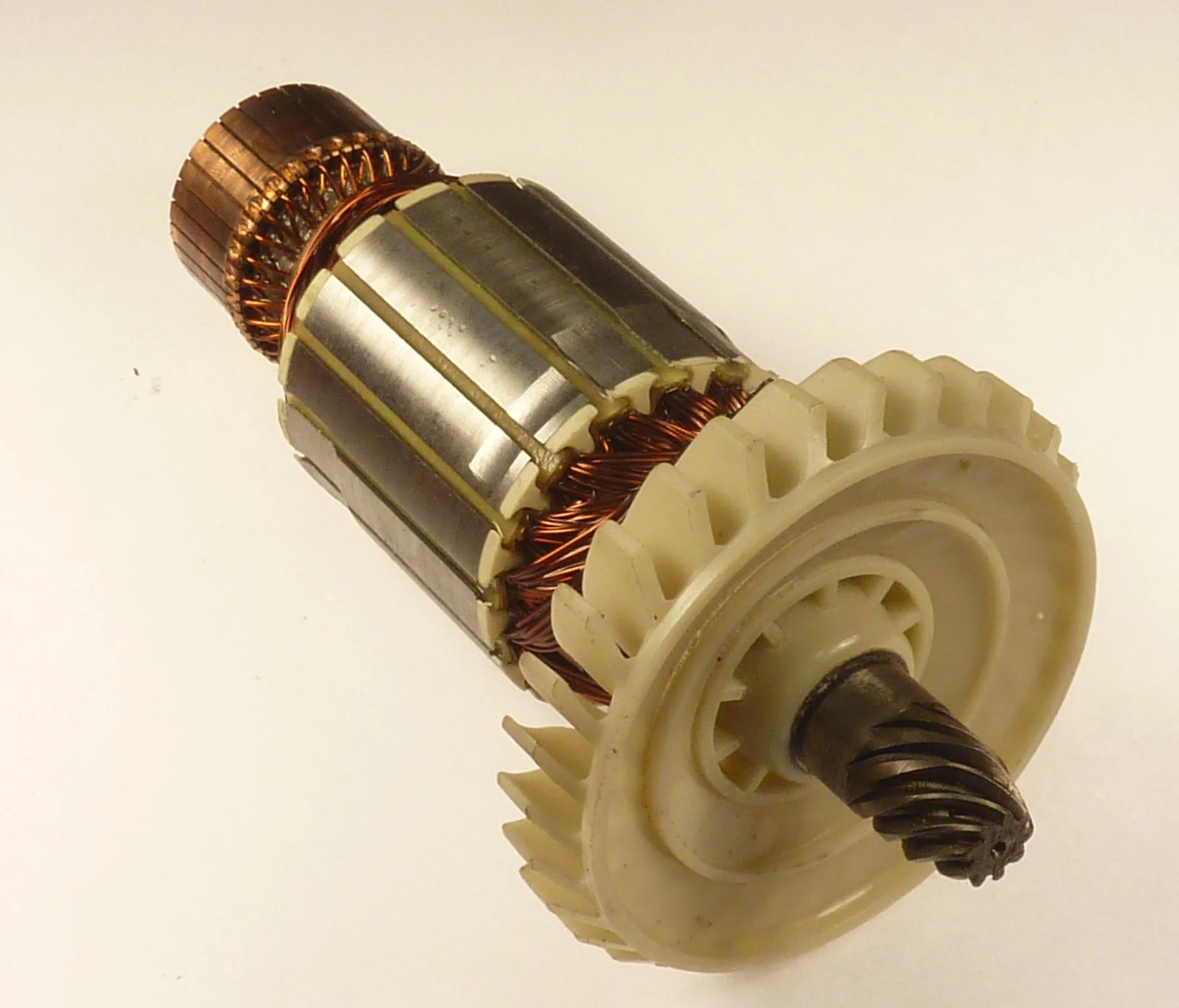 Ротор makita 510283-9. Ротор makita 514843-9. Купить ротор для генератора валио 2605546a. Сверло ротор мед. Запчасти на электропилу хаммер 2000.