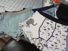 Chico nivel estándar de los niños de algodón lindo estampado verde cómodo boxeador todas las estaciones bien 110-160cm 4 unids/pack 2 unids/pack