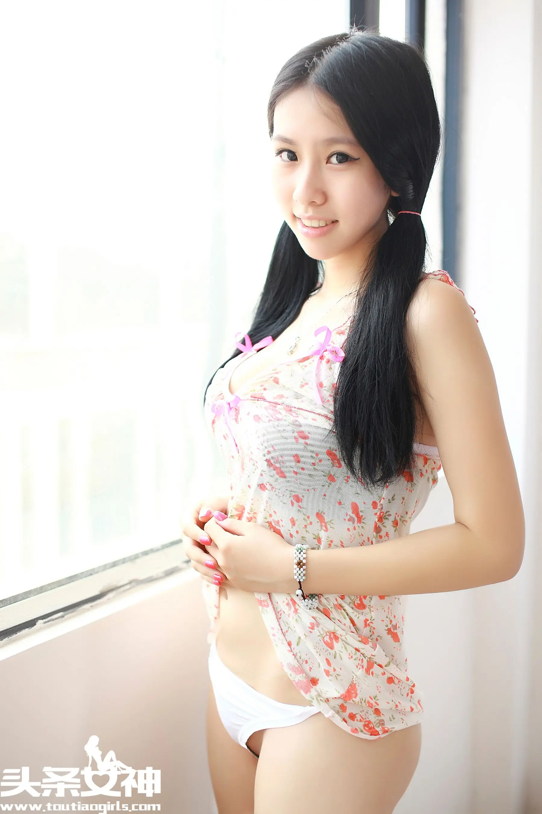 [TouTiao头条女神] 2016.08.07 异域萝莉 琪琪