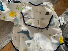 Baberos Bandana para bebé, bonitos Baberos de dibujos animados coloridos, impermeables, para comer, dibujo de manga larga, delantal, babero de autoalimentación para bebé