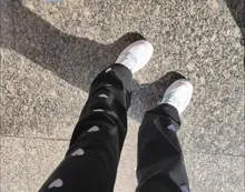 Pantalones vaqueros de las mujeres de la primavera y otoño de 2021 nuevo coreano amor bordado pantalones informales rectos slim de cintura alta pantalones vaqueros de las mujeres B018