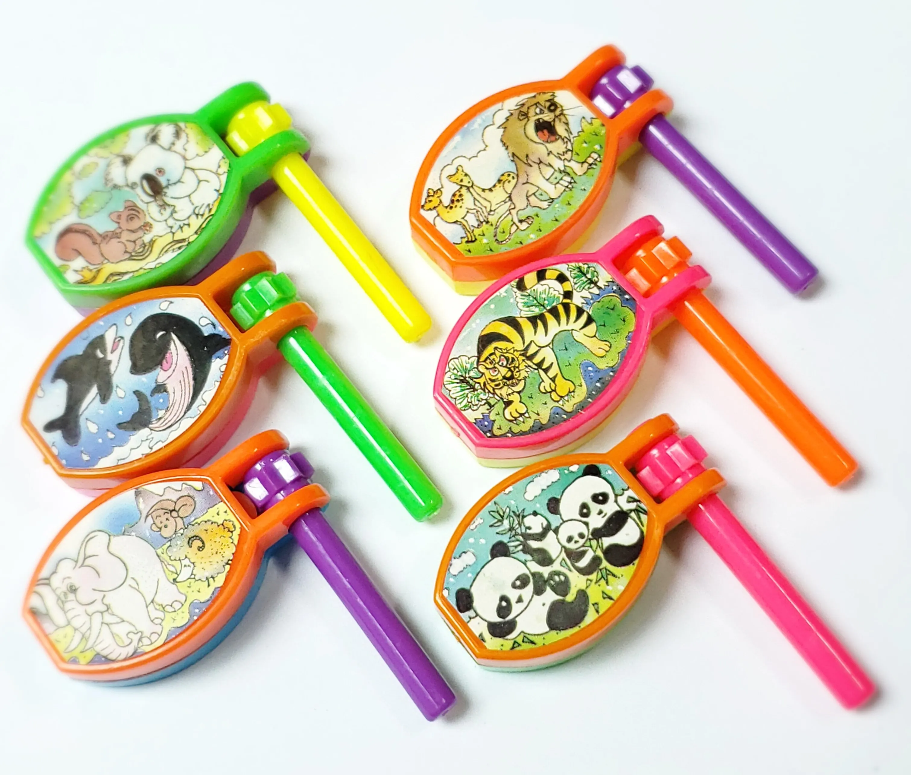 12 шт. Детские вращающиеся мерцающие шумы пожимающие пинату вечерние игрушки