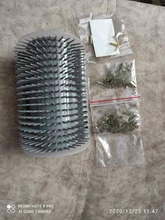 Cats Brush Pet-Product Groomer Cat-Massage Corner Comb Tickling The-Face with Rubs