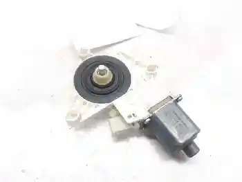 

2048200142 left front MERCEDES C Class (W204) engine