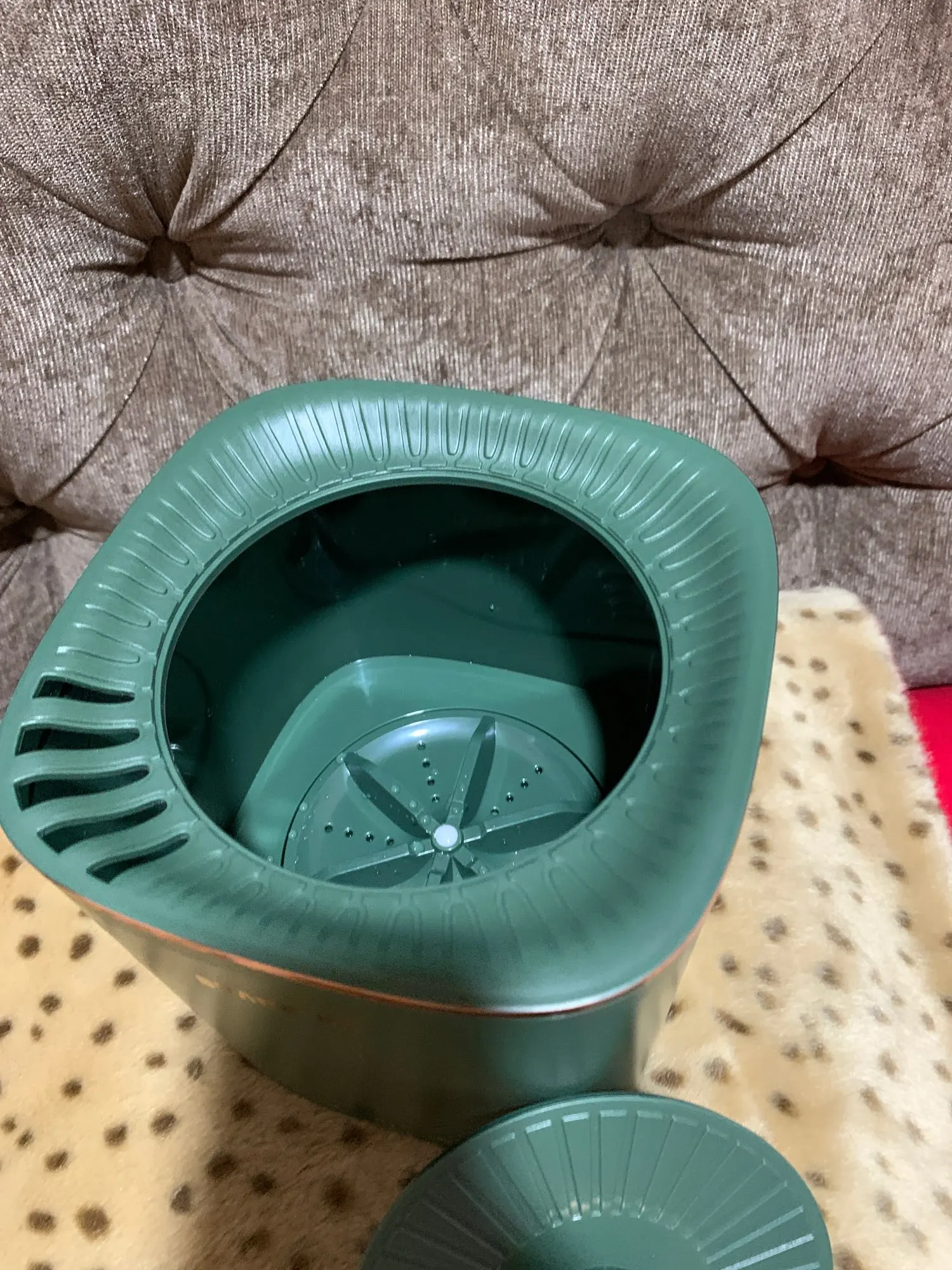 Attachment image review on An ultra-fast portable washing machine for home and travel
