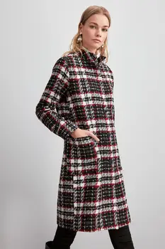 

Trendyol Button Closure Plaid Tweed Stamp Coat TWOAW20KB0227