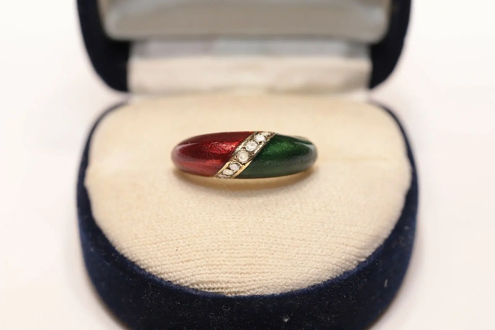 

OLD ORIGINAL VINTAGE ENAMEL 18K GOLD NATURAL DIAMON DECORATED PRETTY RING