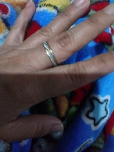 Auxauxme-Anillo de boda con diseño de onda dorada para hombre y mujer, sortija de compromiso con grabado de nombre de amantes de la boda