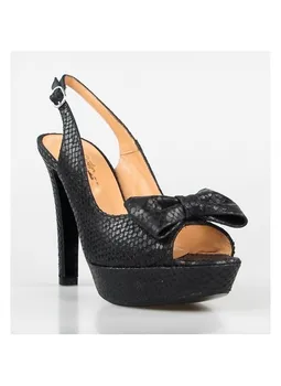 

Peep toe black undercut natura