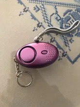 Alarma de autodefensa de 130dB para mujer, protección de seguridad, alerta de seguridad Personal, llavero fuerte, alarma de emergencia