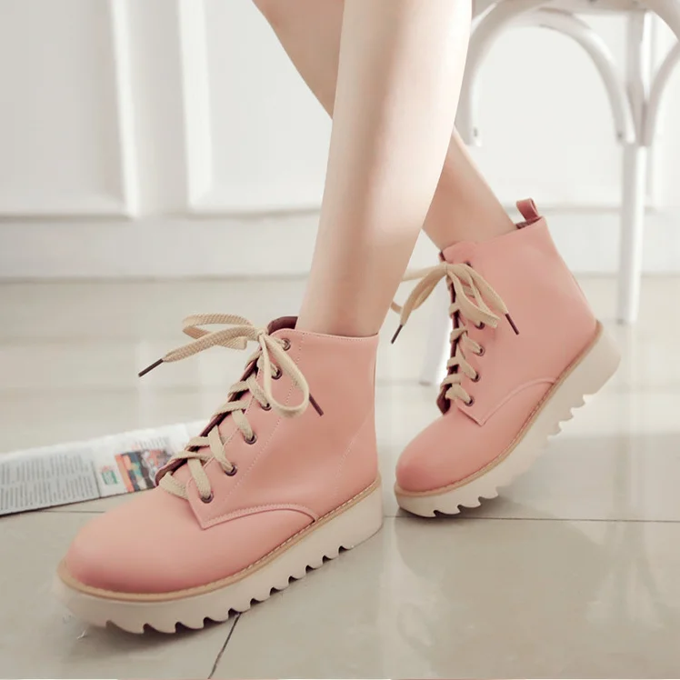 Boots Women Fashion Martin Boots Lace Up Female Ankle Boots Sale Round Toe Shoes with Platform Outdoor PU Leather Winter