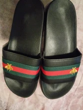 2021 nuevos hombres zapatillas de moda cómodo antideslizante sandalias casuales de playa zapatos de alta calidad de interior y al aire libre 38-46 de marca de lujo