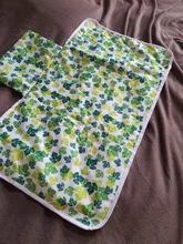 [Littles & Bloomz]-alfombrilla de pañales de viaje compacta y lavable portátil para bebé, para cambiar pañales suelo impermeable