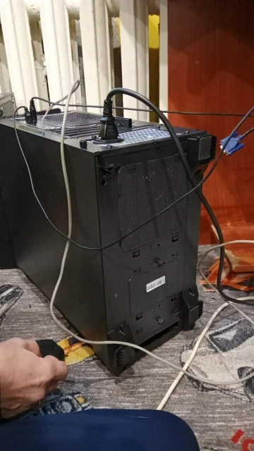Отзыв о товаре Funhouse игровой пк, планшетофон, A8 7680, настольный APU R7 GPU D3 8G RAM 120G SSD/500G HDD, по сравнению со стандартным высокопроизводительным ПК от пользователя R***r