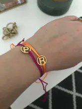 Pulsera con inicial de cuerda roja para hombre y mujer, brazalete hecho a mano con letras de acero, 26 letras