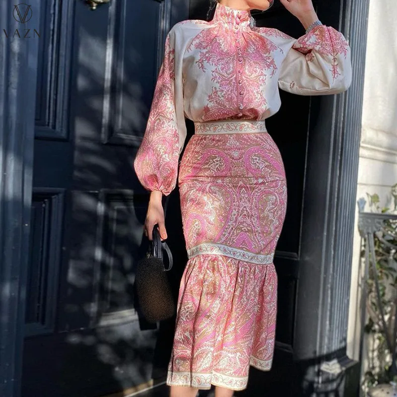 تيور قطعتين بطباعه بتنوره طويله باكمام طويله جديد الموضه