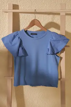 

Trendyol Flounces Knitted Blouse TWOSS20BZ1697